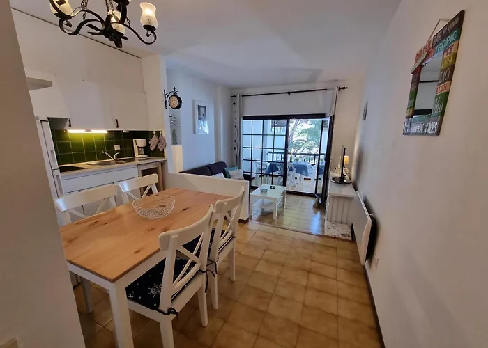 Acogedor En L'escala - Cerca De La Playa - Hisp-236-132